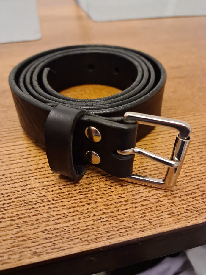 Classic Black Belt - Vegetable Tanned Leather